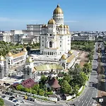 Le Blanc 4* Bukareszt