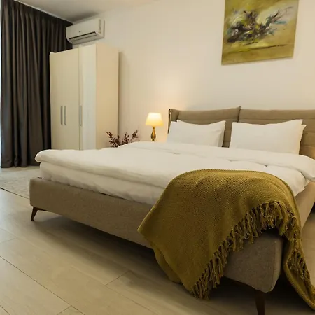 Le Blanc 4* Bükreş