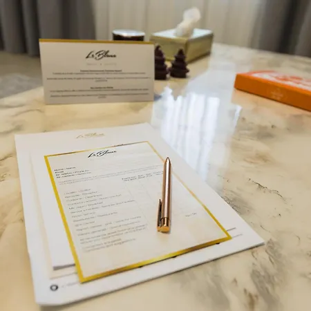 Le Blanc 부쿠레슈티