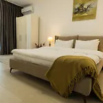 Le Blanc 4* Bukarest